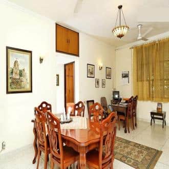 Luxurious Stay At Gurgaon Sector 17a, Gurgaon 4